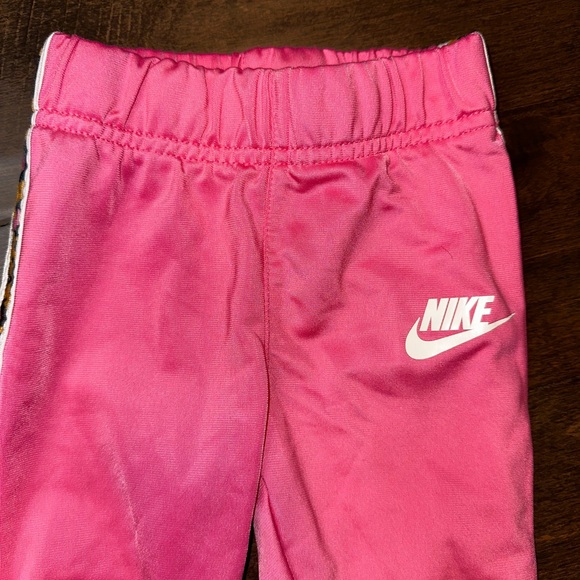 Toddler Girl Nike Jogging FZ Set Pink and Leopard Print Tracksuit Size 2T - Picture 8 of 16